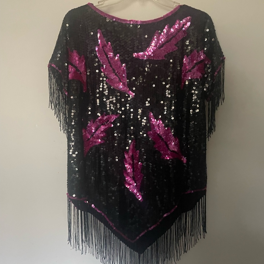 Vintage Shomax short sleeve silk beaded top. M